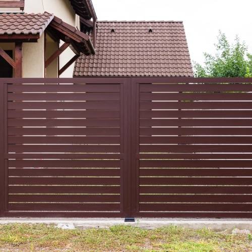 Clôture en aluminium - RAL 8017
