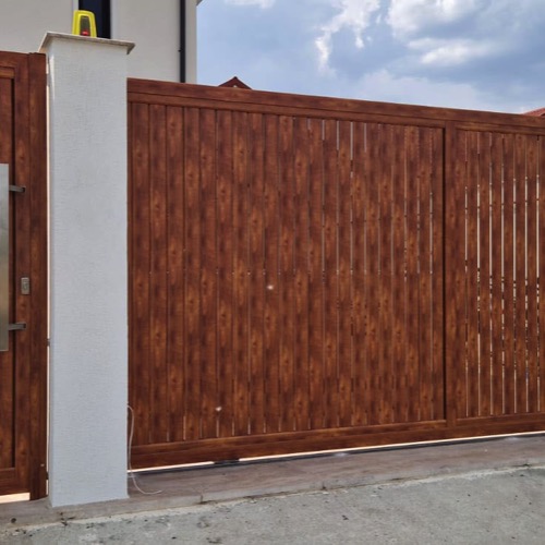 Clôture en aluminium - cherry wood